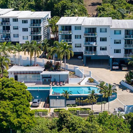 Airlie Summit Apartments Airlie Beach Esterno foto