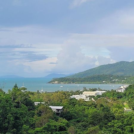 Airlie Summit Apartments Airlie Beach Esterno foto