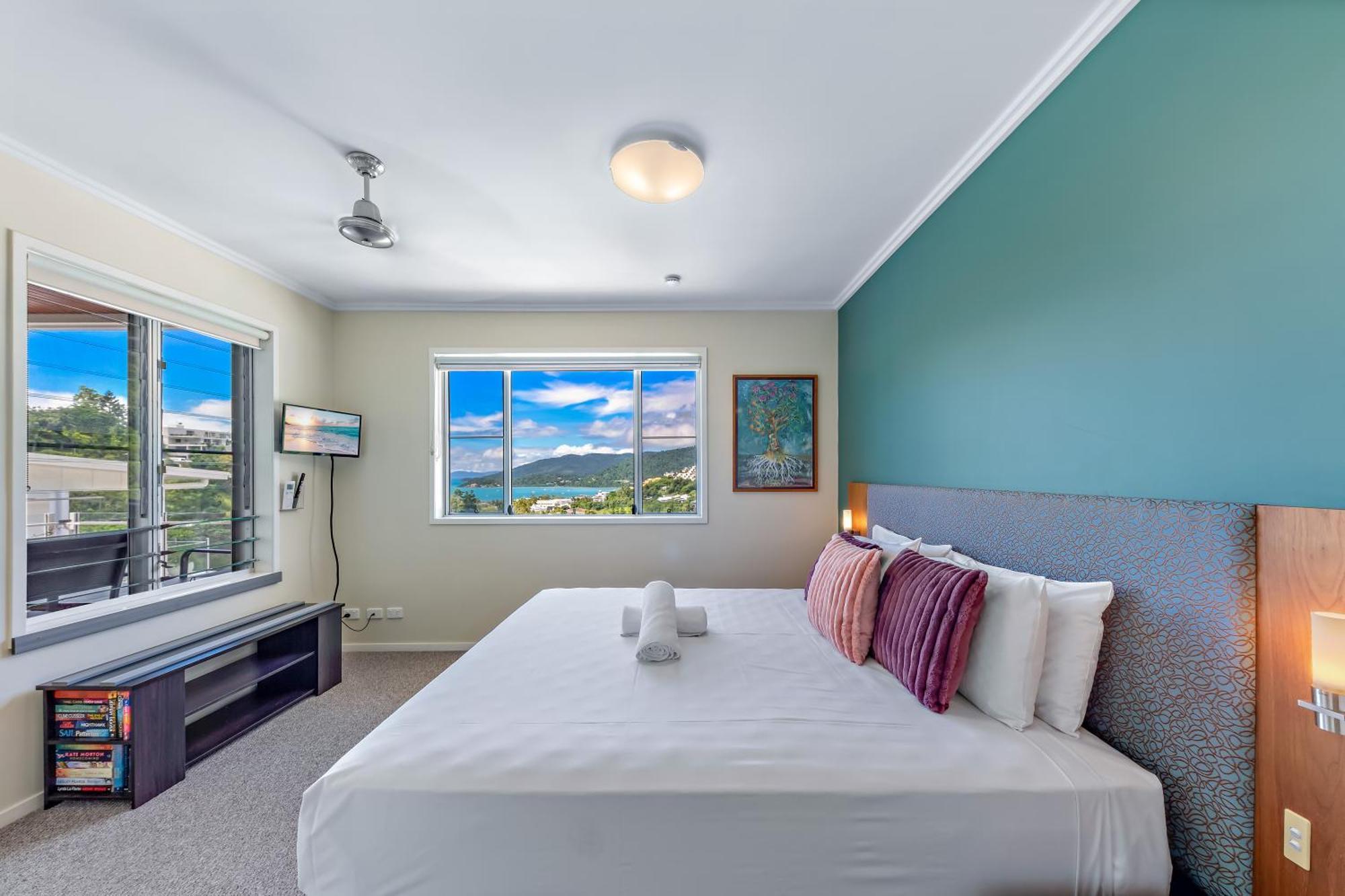 Airlie Summit Apartments Airlie Beach Esterno foto
