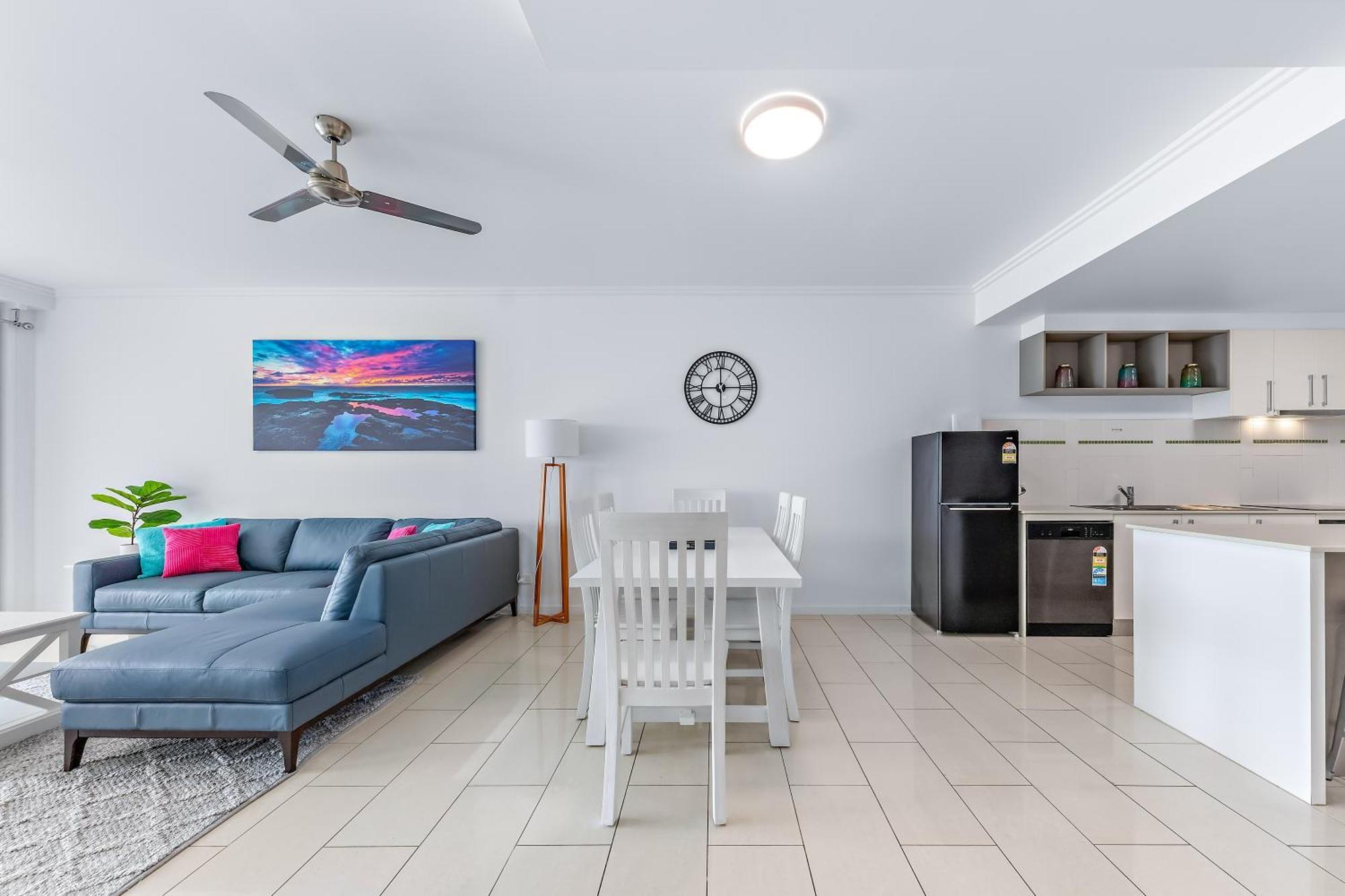 Airlie Summit Apartments Airlie Beach Esterno foto