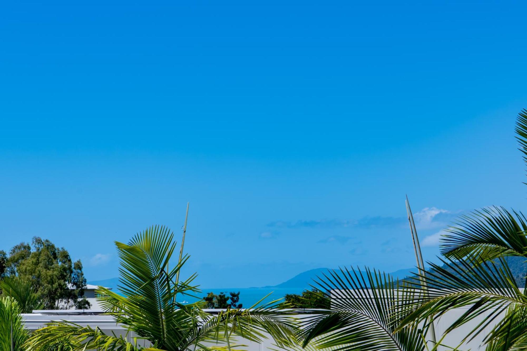 Airlie Summit Apartments Airlie Beach Esterno foto